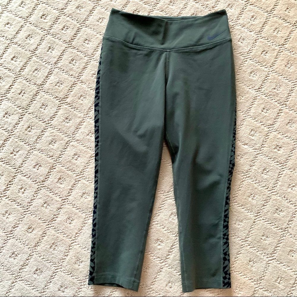 Nike Dryfit Army Green & Black Workout Capris